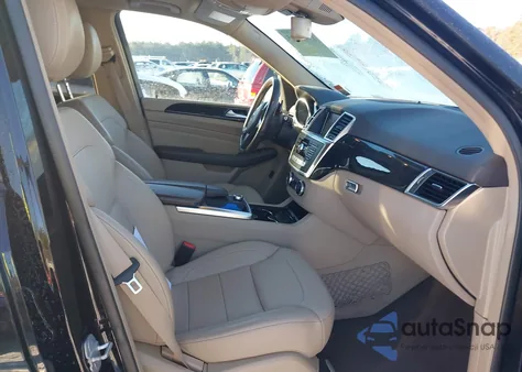 2015 Mercedes-Benz Ml 350 4Matic z USA, uszkodzony, nr VIN 4JGDA5HB4FA597900